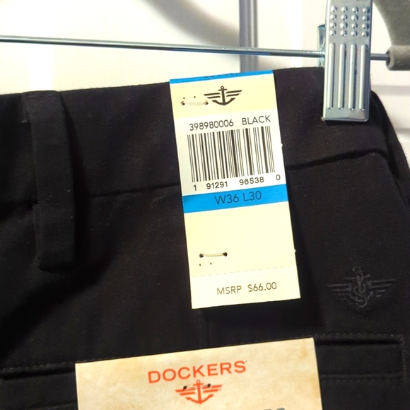Dockers workday black khakis straight fit smart 360 Flex 36x30.  Brand ne… - Picture 3 of 6
